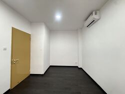 Race Course Rd/Owen Road Conservation Area (D8), Apartment #584144151